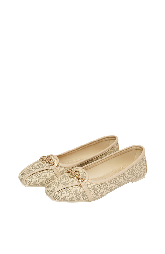 Comfort Flat Pumps – Where Style Meets All-Day Comfort!